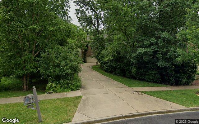 426 W HALEYS HILL CT
