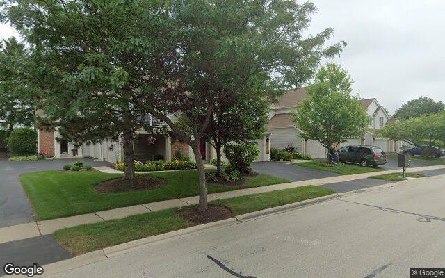 574 E THORNHILL LN 574