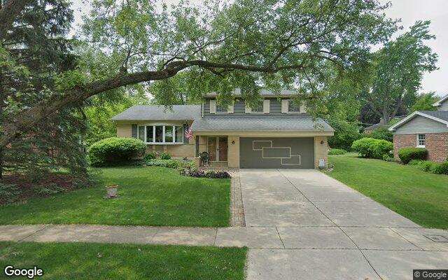 728 N STARK DR