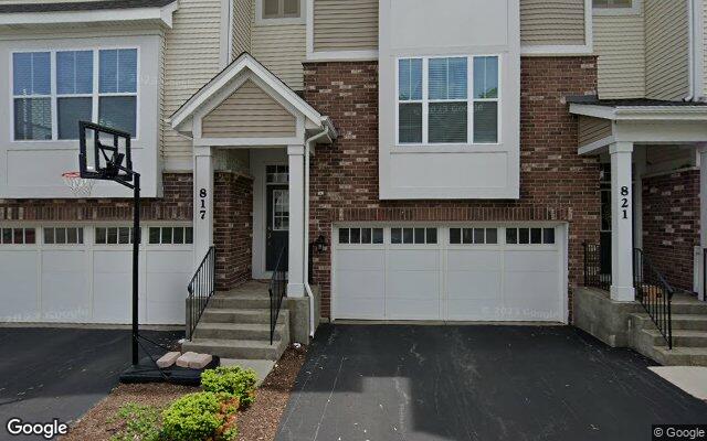 821 W CHASE LN